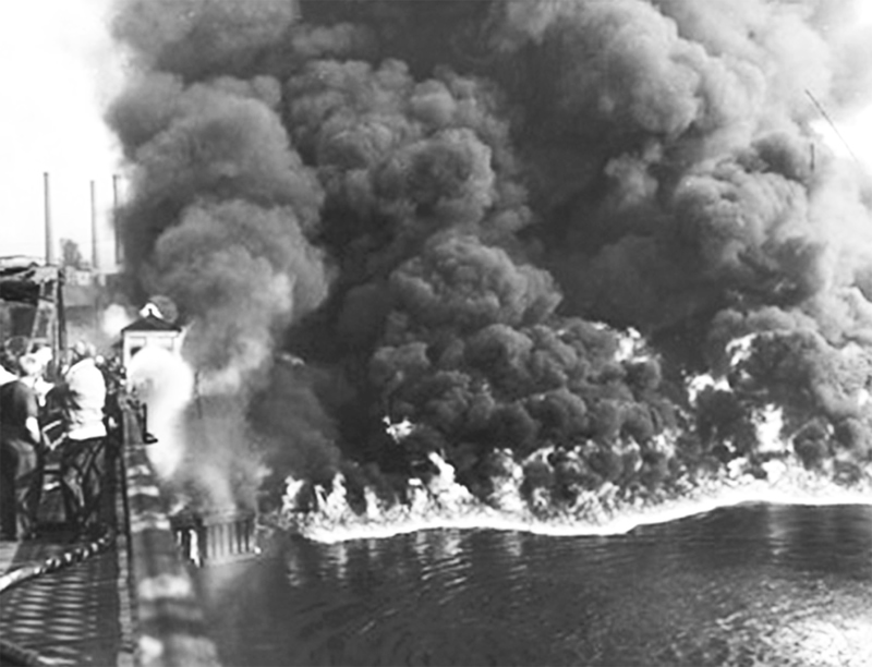 1969-Cuyahoga River on fire, Cleveland Ohio